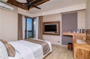 DELUXE DOUBLE WITH OCEAN VIEW & BALCONY - Samann Grand, Male
